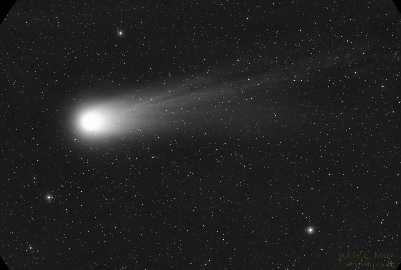 Comet Hyakutake March 1996