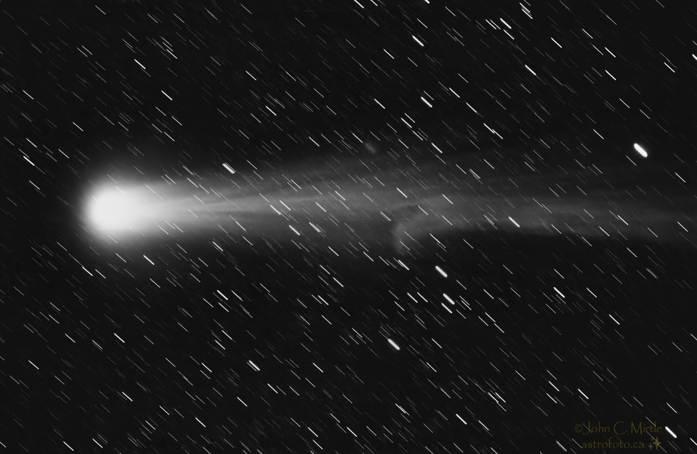 Comet Hyakutake March 1996