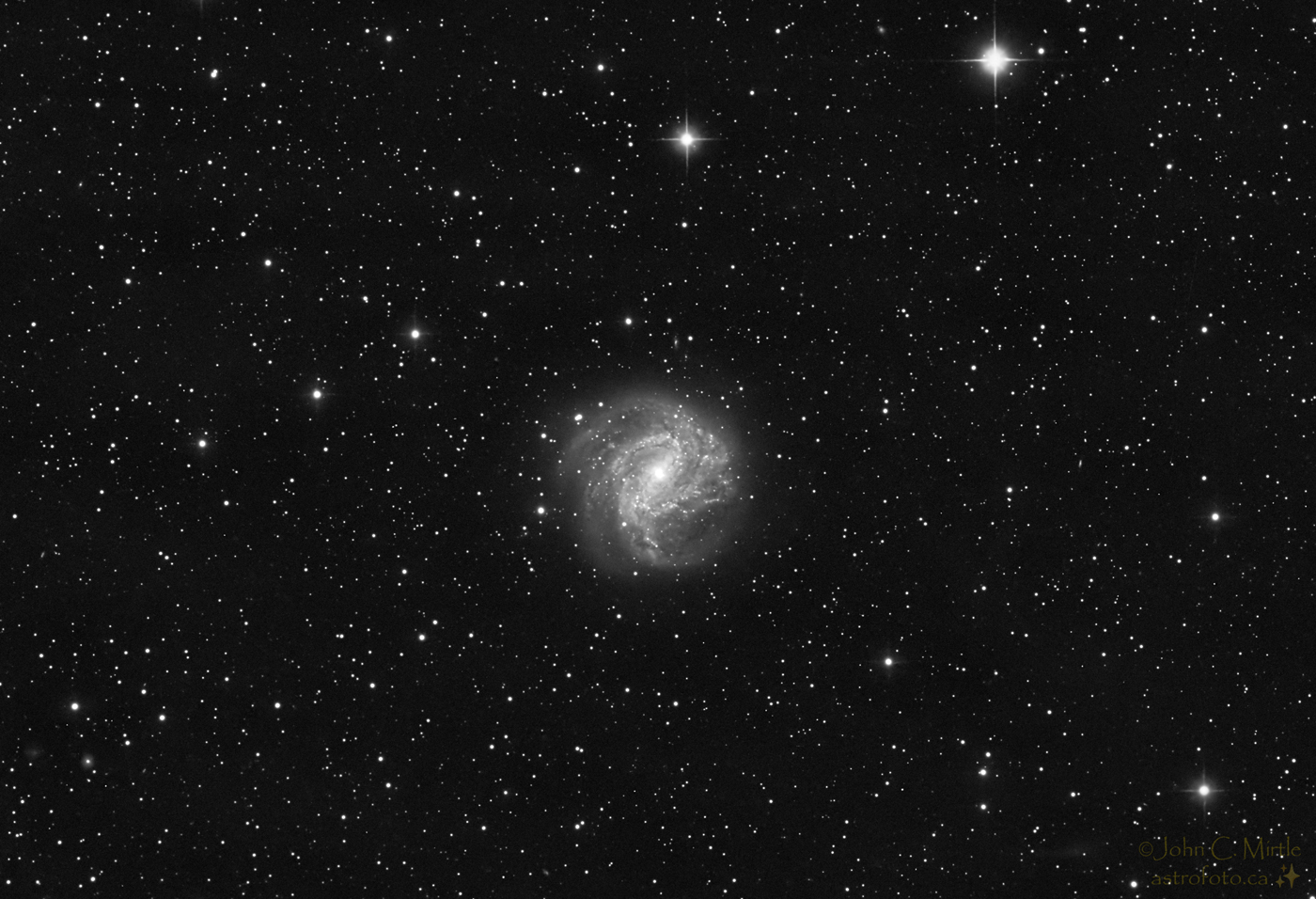 M83 in Hydra
