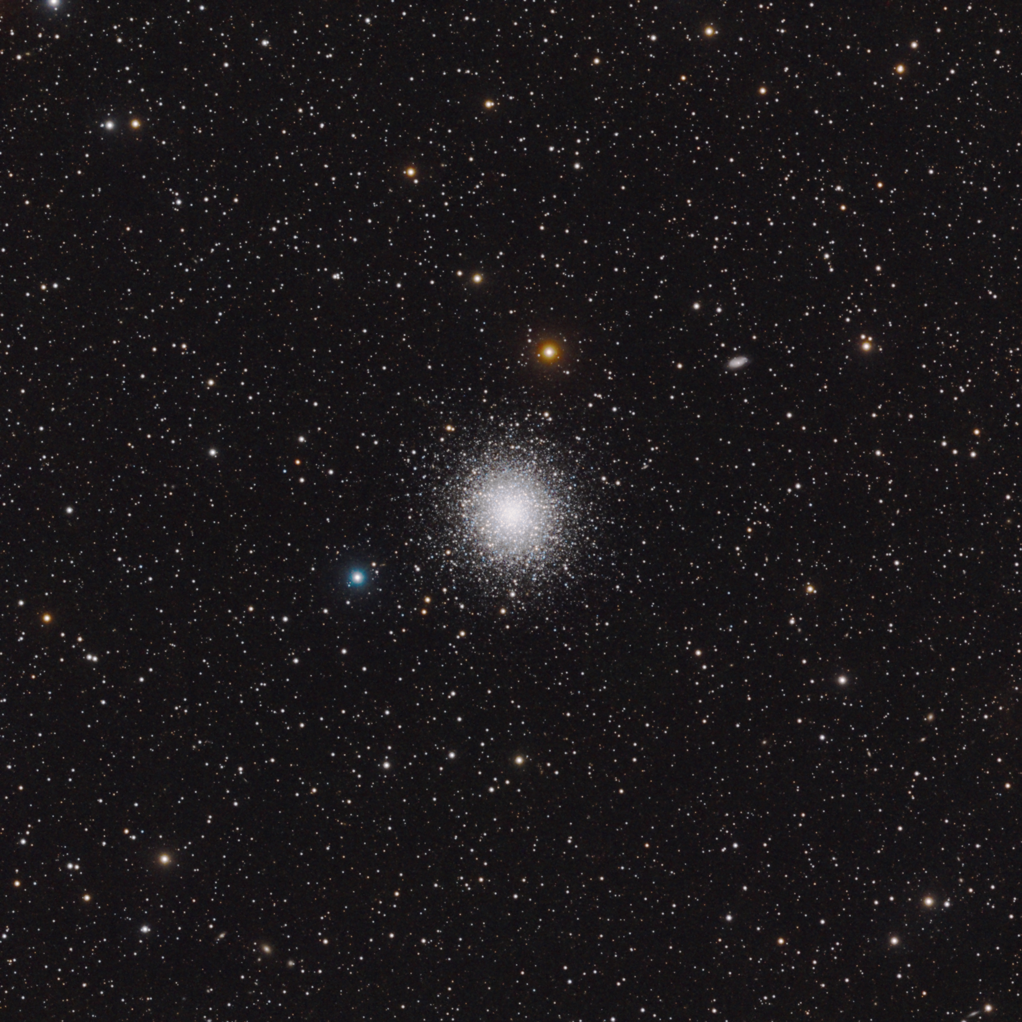 M13 RGB